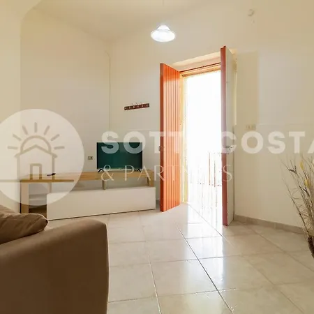 Moon & Sun Flat - Sant'isidoro *